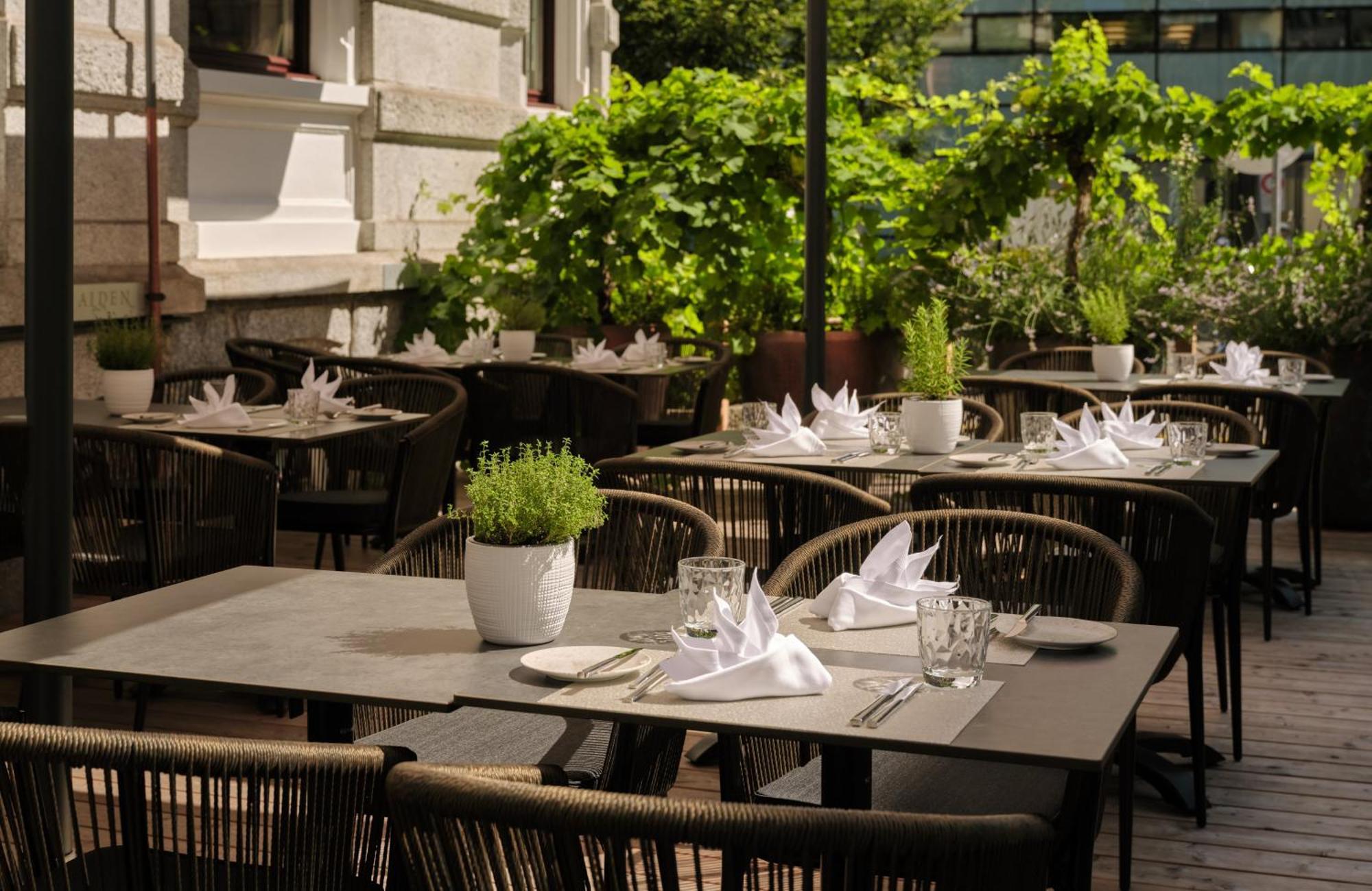 Alden Splügenschloss Hotel 5*